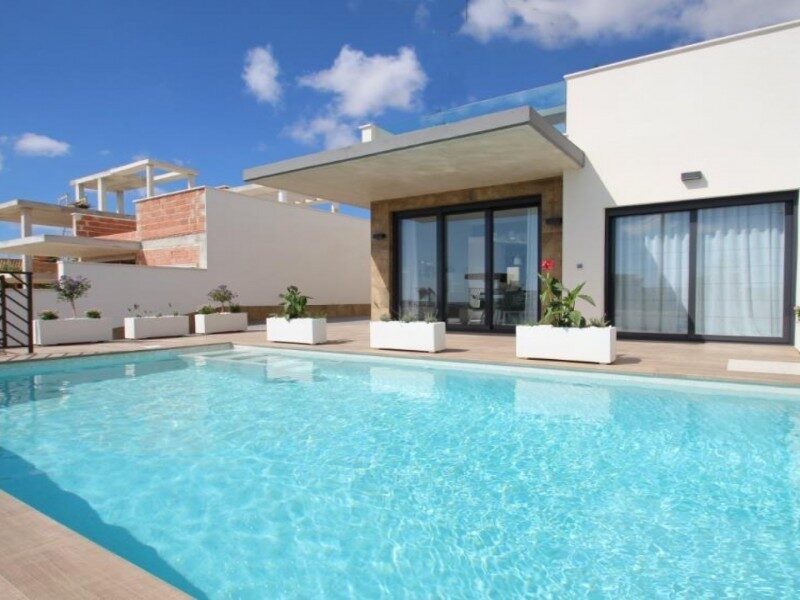 Villa te koop in Spanje - Valencia (Regio) - Costa Blanca - Campoamor -  549.000