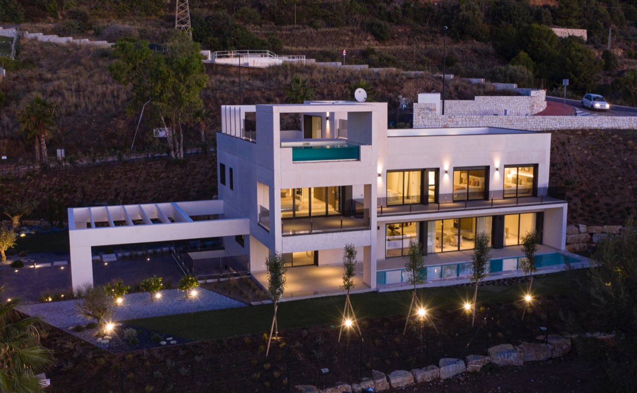 Villa te koop in Spanje - Andalusi - Costa del Sol - Benalmdena -  2.200.000