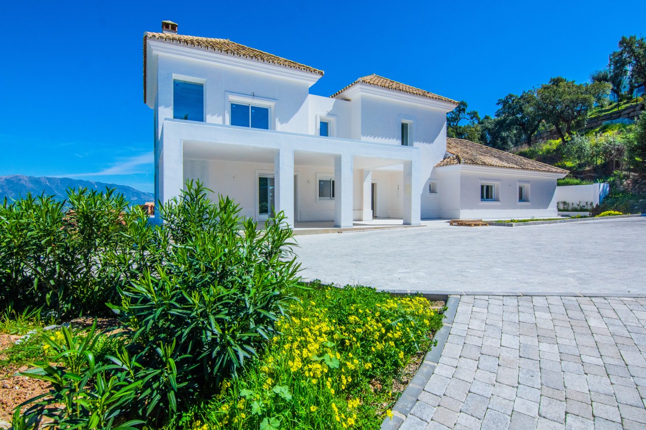 Villa te koop in Spanje - Andalusi - Sevilla - Mairena Del Aljarafe -  2.400.000